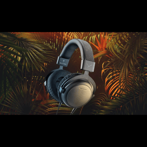 Thumbnail of the video review https://www.youtube.com/watch?v=tDZ-Q76cULY