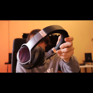 Thumbnail of the video review https://www.youtube.com/watch?v=sjV_Iy8EaIY