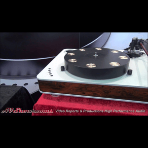 Thumbnail of the video review https://www.youtube.com/watch?v=dajEUsINC5U