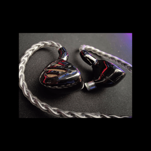 Thumbnail of the video review https://www.youtube.com/watch?v=k5lNpLTLbNg