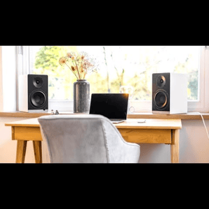 Thumbnail of the video review https://www.youtube.com/watch?v=324-ygsY9VM