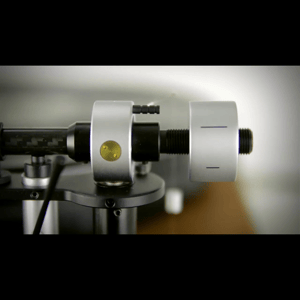 Thumbnail of the video review https://www.youtube.com/watch?v=Rz1M1ZET_9c