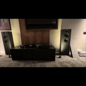 Thumbnail of the video review https://www.youtube.com/watch?v=IQygeaSIg9M