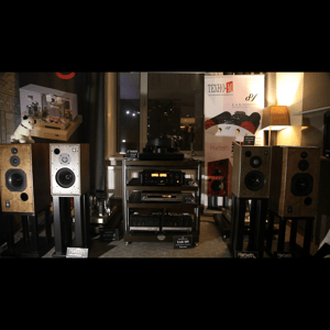 Thumbnail of the video review https://www.youtube.com/watch?v=z9zyuq4Kr4Q