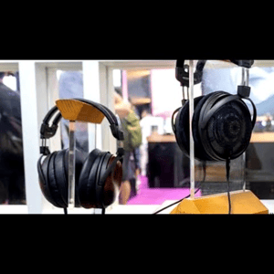 Thumbnail of the video review https://www.youtube.com/watch?v=rsSj_n7shdE