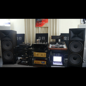 Thumbnail of the video review https://www.youtube.com/watch?v=SvHxXYQzaSE