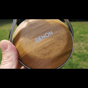 Thumbnail of the video review https://www.youtube.com/watch?v=QyR-41pG52M