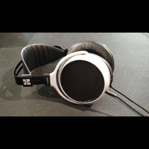 Thumbnail of the video review https://www.youtube.com/watch?v=ThkPNbqpiG0