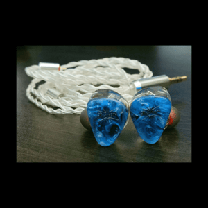 Thumbnail of the video review https://www.youtube.com/watch?v=tE5KHObLlOg