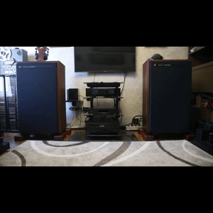 Thumbnail of the video review https://www.youtube.com/watch?v=UXQI6nw-E4U