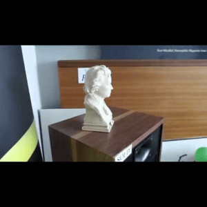 Thumbnail of the video review https://www.youtube.com/watch?v=kyJ1lU0iiEs