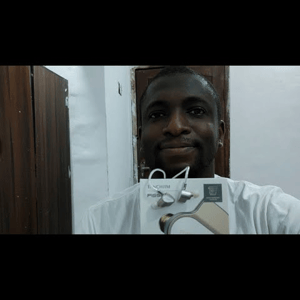 Thumbnail of the video review https://www.youtube.com/watch?v=8UPVyrF8ijc