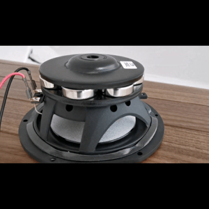 Thumbnail of the video review https://www.youtube.com/watch?v=iNLvtxztp_Q