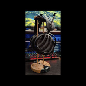 Thumbnail of the video review https://www.youtube.com/watch?v=wCU5kxkqxf8