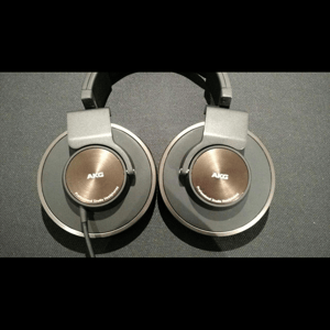 Thumbnail of the video review https://www.youtube.com/watch?v=CLGPXb0qgcc