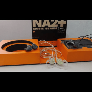 Thumbnail of the video review https://www.youtube.com/watch?v=1kqhIhUpNZ8