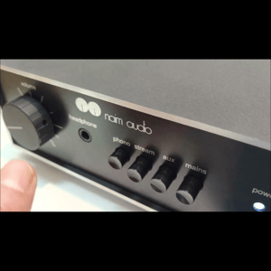 Thumbnail of the video review https://www.youtube.com/watch?v=w6RsXKkb4fo