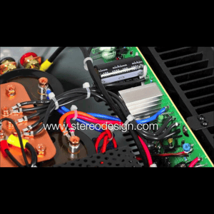 Thumbnail of the video review https://www.youtube.com/watch?v=deleniclLxg