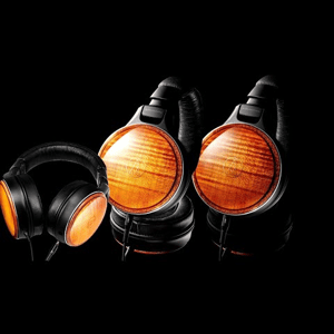 Thumbnail of the video review https://www.youtube.com/watch?v=v1zhM5Ay6Vc