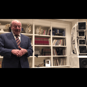 Thumbnail of the video review https://www.youtube.com/watch?v=zOyhcw6lmQs