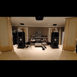 Thumbnail of the video review https://www.youtube.com/watch?v=N-qvkS_nNX0