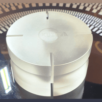 Kuzma Clamp- Sapphire variant 1