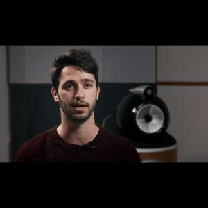 Thumbnail of the video review https://www.youtube.com/watch?v=akunCmrNbqo