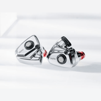 Dunu Titan S variant 1