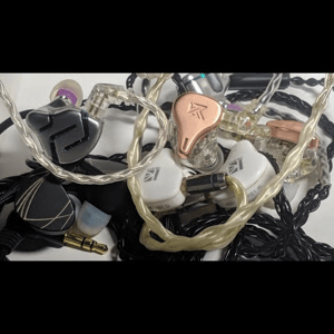 Thumbnail of the video review https://www.youtube.com/watch?v=3-ZfuqMnzEA