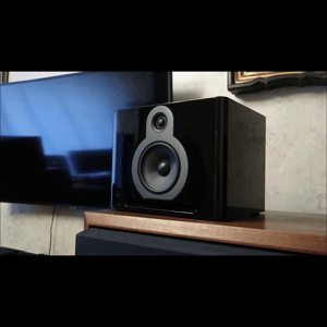 Thumbnail of the video review https://www.youtube.com/watch?v=joutbTKyt4c