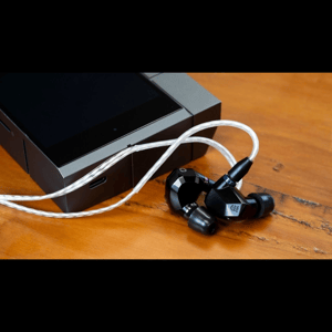 Thumbnail of the video review https://www.youtube.com/watch?v=g5p1jbRfRzE