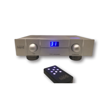 Audio Mirror Line preamp LINEA