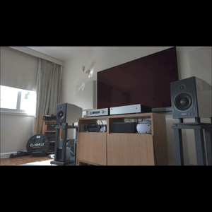 Thumbnail of the video review https://www.youtube.com/watch?v=rIJmGQATL7g