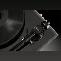 McIntosh Labs MT2 Precision Turntable variant 9