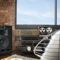 TEAC- USA TEAC VRDS-701 Dual Monaural USB/DAC CD Player/Pre-Amp/Headphone Amplifier variant 8