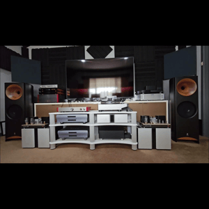 Thumbnail of the video review https://www.youtube.com/watch?v=VR44m_7NkJQ