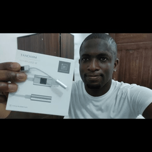 Thumbnail of the video review https://www.youtube.com/watch?v=hHc8z7qm4eM