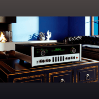 McIntosh Labs C22 2-Channel Vacuum Tube Preamplifier Mk V variant 2