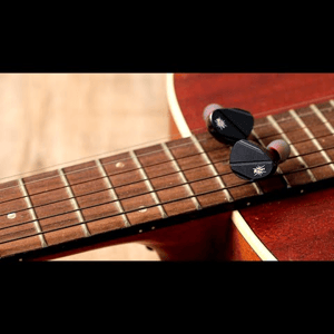 Thumbnail of the video review https://www.youtube.com/watch?v=twIF1POEvEA