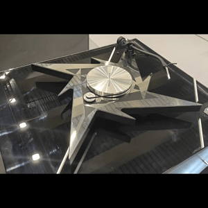 Thumbnail of the video review https://www.youtube.com/watch?v=WNX0HS3oykw