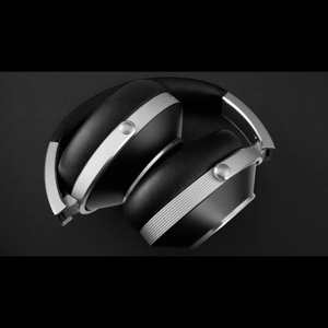 Thumbnail of the video review https://www.youtube.com/watch?v=OYr2_UodBtY