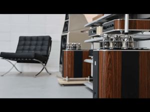 Thumbnail of the video review https://youtu.be/KnDTDZuLv50?si=UaiZrYCtCS5Fjq9G