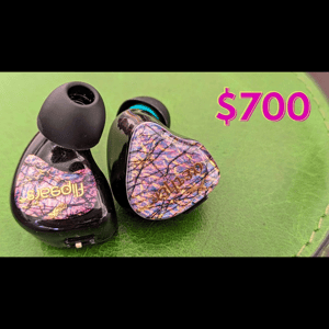 Thumbnail of the video review https://www.youtube.com/watch?v=hlxH3GQkdHs