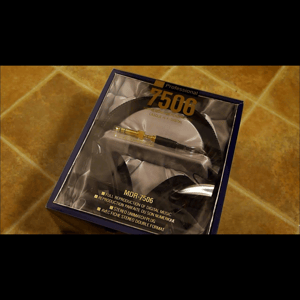 Thumbnail of the video review https://www.youtube.com/watch?v=AVABiXyOzCU