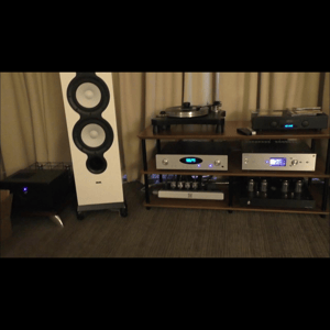 Thumbnail of the video review https://www.youtube.com/watch?v=SaWsfeIdp9o