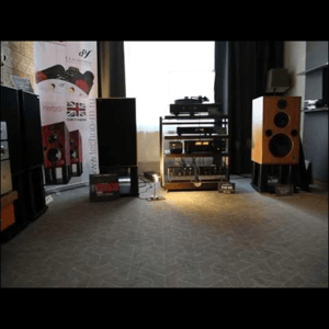 Thumbnail of the video review https://www.youtube.com/watch?v=sHit4w2qNmE