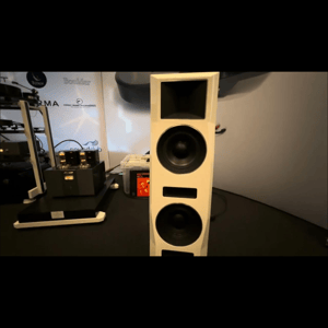 Thumbnail of the video review https://www.youtube.com/watch?v=kCKW40nXv8k