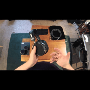 Thumbnail of the video review https://www.youtube.com/watch?v=WaPM-UxtE8Y