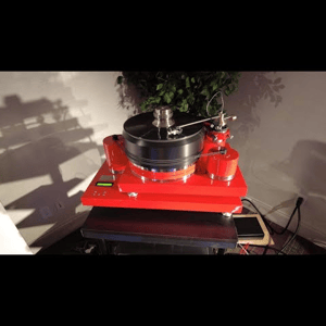 Thumbnail of the video review https://www.youtube.com/watch?v=I3_pzQ_GmtQ