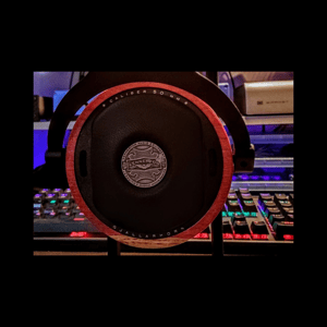 Thumbnail of the video review https://www.youtube.com/watch?v=C1RvhQ7_hlI